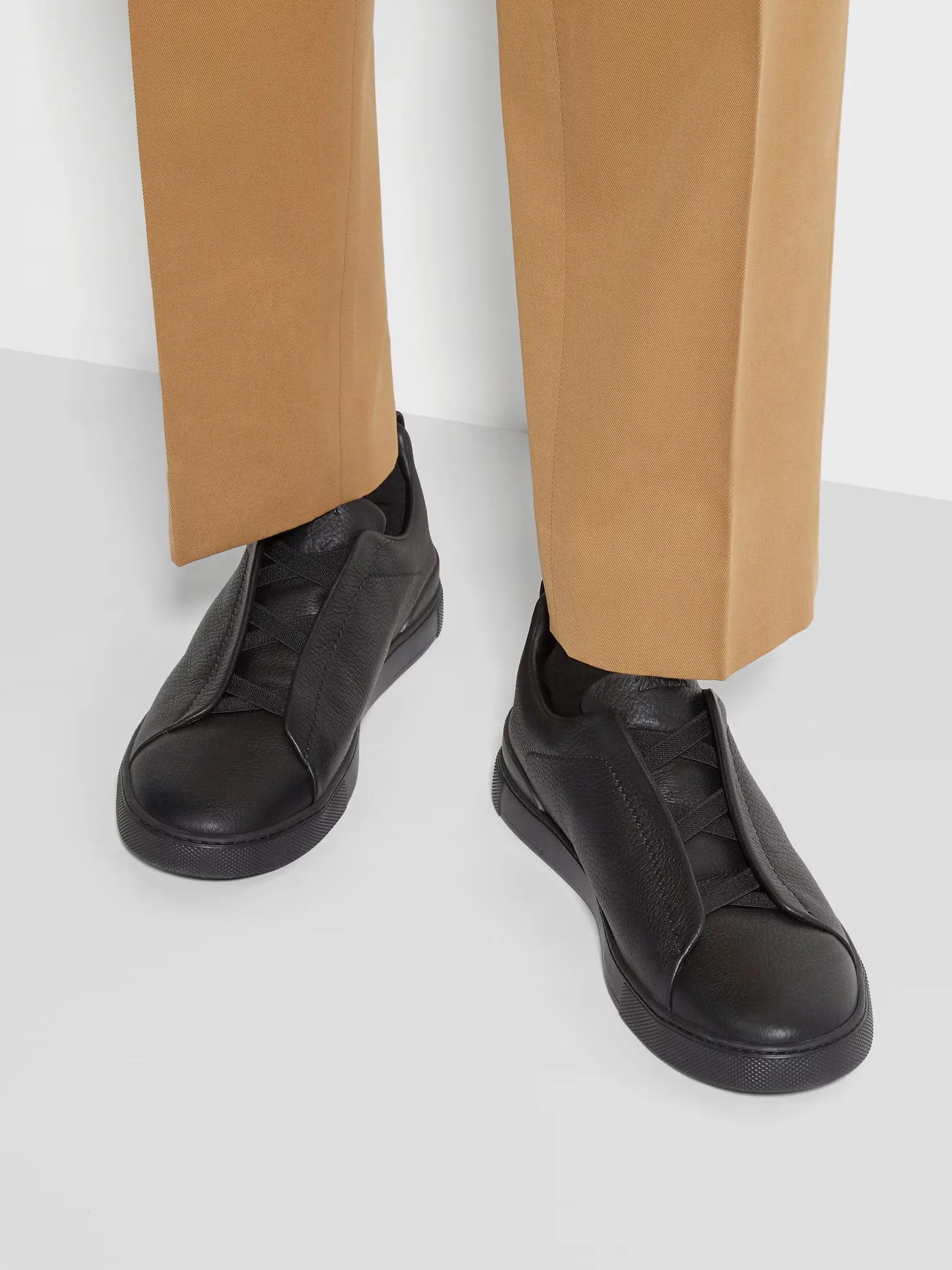 Triple Stitch Leather Sneakers – Black | Asterley Court